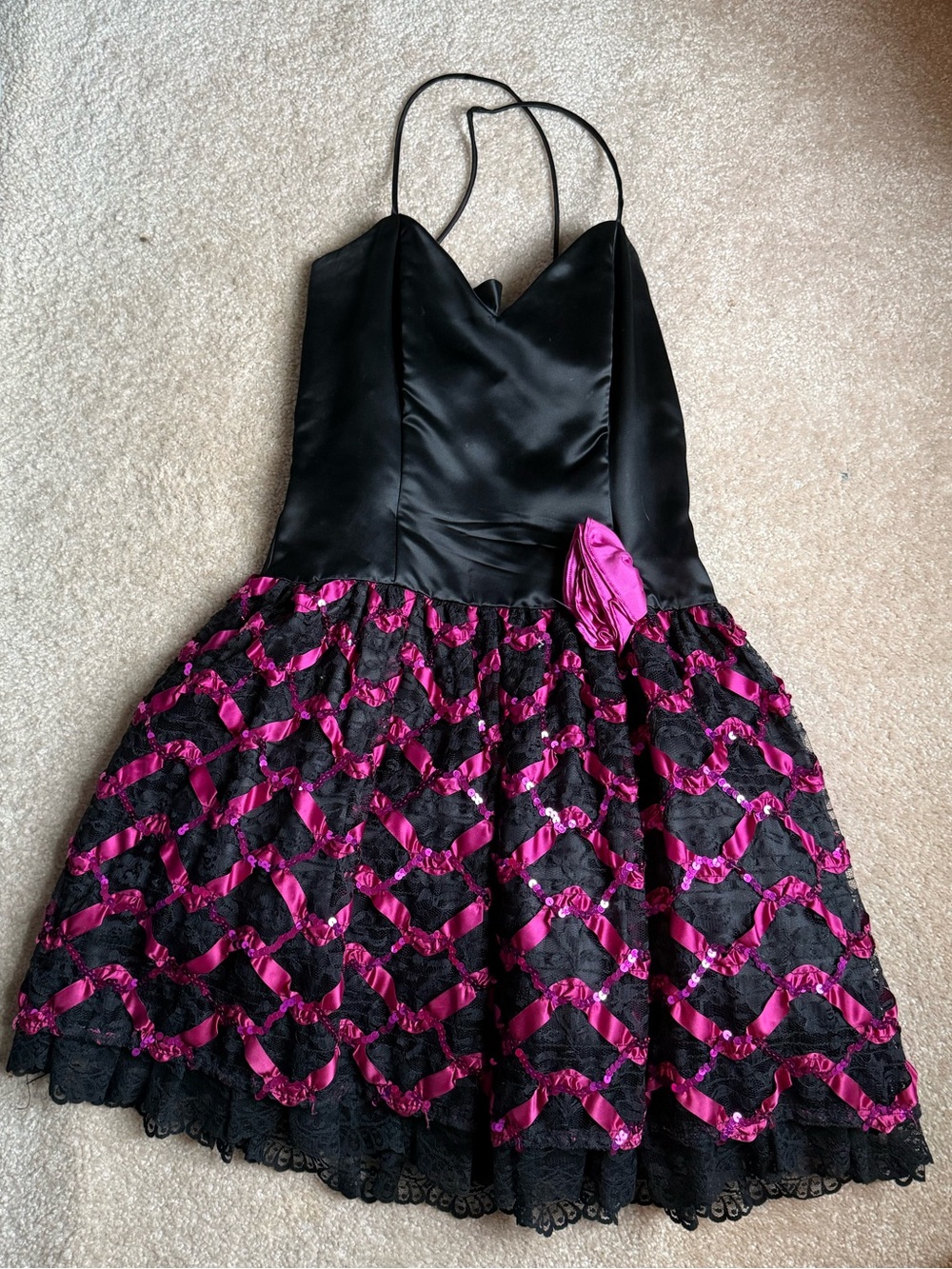 Vintage Jessica McClintock Gunne Sax Black and Fuchsia Lace-Trim Dress 11/12